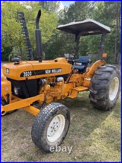 New Holland Scissor Tractor 3930. Contact Seller for Delivery Options