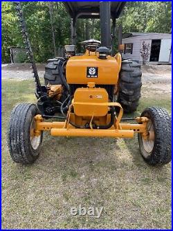 New Holland Scissor Tractor 3930. Contact Seller for Delivery Options