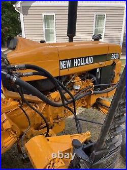 New Holland Scissor Tractor 3930. Contact Seller for Delivery Options