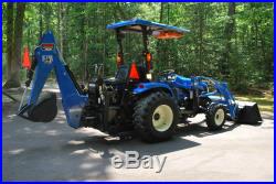 New Holland TC-33DA Tractor with loader and backhoe