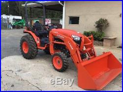 (ONLY 7 HOURS) 2014 Kubota B2650 4x4 Front End Loader Tractor
