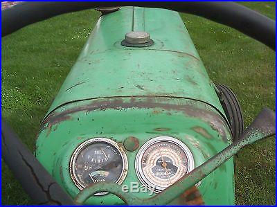 Oliver 880 farm tractor 1959 FACTORY MIST GREEN