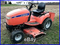SIMPLICITY LEGACY XL SUB-COMPACT TRACTOR With MOWER & SNOW BLADE / PLOW. 4X4