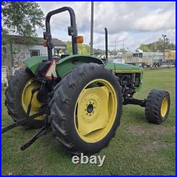 Tractor John Deere 5200 OROPS, diesel 4WD, PTO