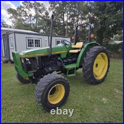 Tractor John Deere 5200 OROPS, diesel 4WD, PTO