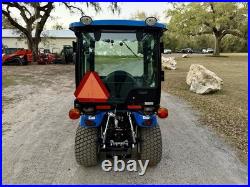 Un-used New Holland Workmaster 25s Mini Cab Tractor 4x4 Enclosed Cab 8 Hrs