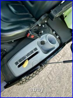 Un-used New Holland Workmaster 25s Mini Cab Tractor 4x4 Enclosed Cab 8 Hrs