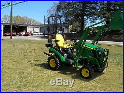 VERY NICE JOHN DEERE 1025R 4 X 4 LOADER TRACTOR ONLY 50 HOURS