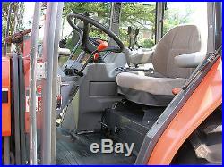 Very Nice Kubota M6800 4x4 Cab Loader Tractor