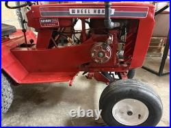 VINTAGE 1970s RAIDER 12 WHEEL HORSE TRACTOR 6 SPEED 12HP RUNNING FARM TRACTOR
