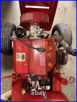 VINTAGE 1970s RAIDER 12 WHEEL HORSE TRACTOR 6 SPEED 12HP RUNNING FARM TRACTOR