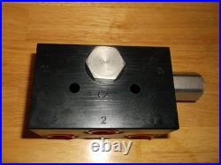 Versatile New Holland Bidirectional Tractor Hydraulic Loader Manifold 86016816