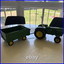 Vintage John Deere 5020 Diesel Tractor With Trailer (Agriculture) Vintage John Deere 5020 Diesel Tractor With Trailer (Agriculture)